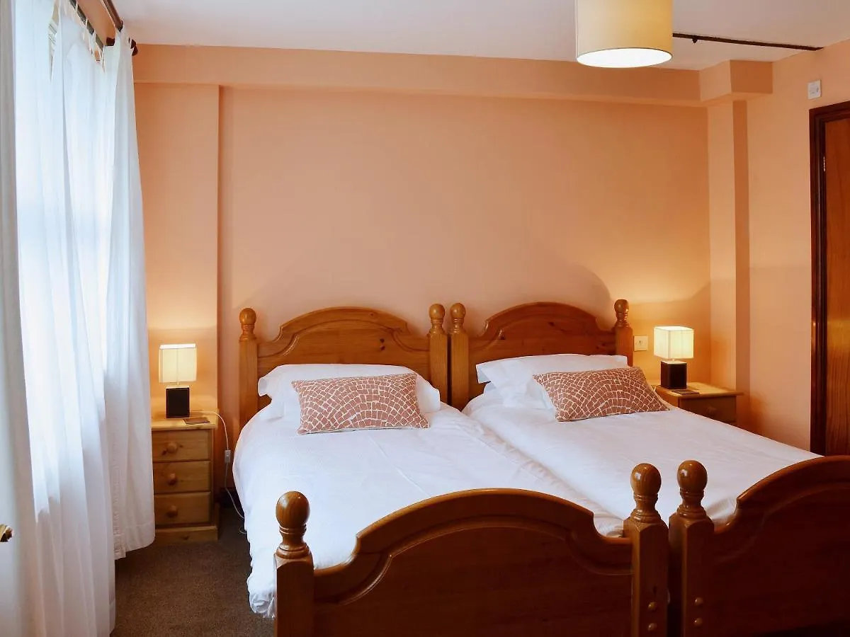 Meadowsweet Cottage - E1496 Scalby